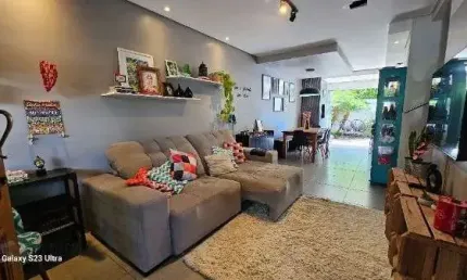 Casa em porto alegre, no bairro hípica, com 3 dormitório(s), e 3 banheiros, à venda.