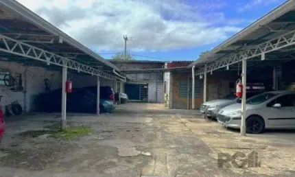 Terreno em Porto Alegre, no bairro Camaquã, à venda.