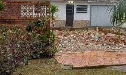 Terreno em Porto Alegre, no bairro Tristeza, à venda.