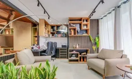 Casa em Porto Alegre, no bairro Tristeza, com 2 dormitório(s), e 2 banheiros, à venda.