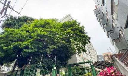 Apartamento em Porto Alegre, no bairro Rio Branco, com 3 dormitório(s), e 3 banheiros, à venda.