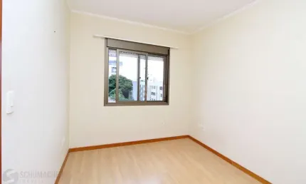 Apartamento de três dormitórios, suíte e uma vaga de garagem no bairro santana