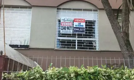 Excelente apartamento de dois dormitórios no bairro bom jesus em porto alegre.
