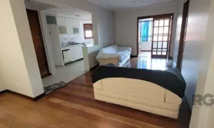 Apartamento de 2 dormitórios grande com suite, sacada fechada com churrasqueira, elevador, garagem, no bairro são joão / higienópolis
