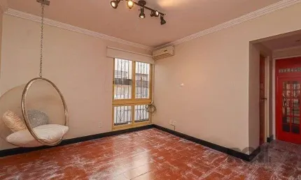 Apartamento de 2 dormitórios no bairro auxiliadora, próximo a plínio brasil milano , com 1 vaga,
