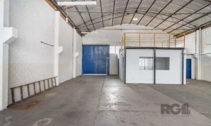 Barracão / Galpão / Depósito à venda na Rua Barão do Amazonas, 1142, Petrópolis, Porto Alegre