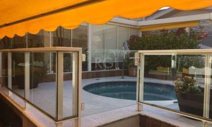 Casa para Venda - 230m², 3 dormitórios, sendo 3 suites, 3 vagas - Chácara das Pedras