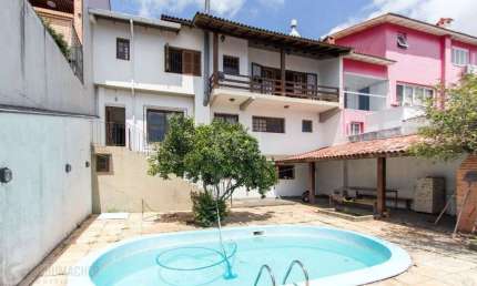 Casa para Venda - 336.21m², 3 dormitórios, sendo 1 suites, 3 vagas - Nonoai