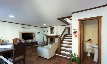 Casa Condominio para Venda - 195m², 2 dormitórios, sendo 1 suites, 2 vagas - Tristeza