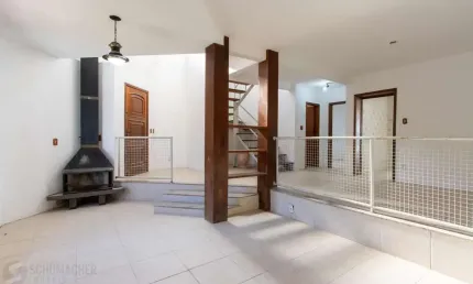 Casa para Venda - 253.35m², 3 dormitórios, sendo 1 suites, 4 vagas - Serraria