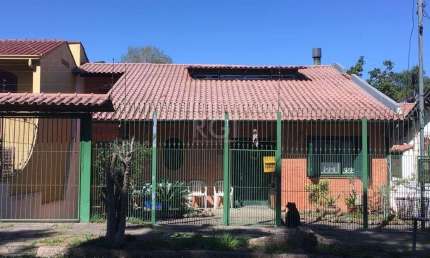 Casa com 3 quartos à venda na Rua Doutor Egydio Michaelsen, 456, Cavalhada, Porto Alegre
