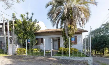 Casa com 4 quartos à venda na Avenida São Sebastião, 278, Nonoai, Porto Alegre