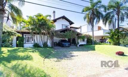 Casa em condomínio fechado com 4 quartos à venda na Avenida Juca Batista, 8098, Chapéu do Sol, Porto Alegre