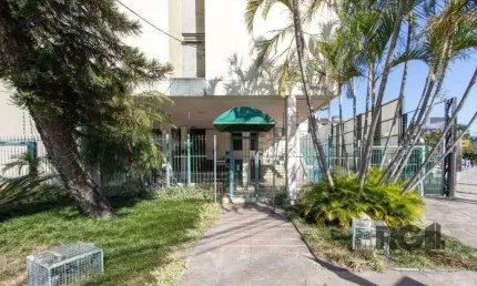 Apartamento com 2 quartos à venda na Avenida Coronel Lucas de Oliveira, 2983, Petrópolis, Porto Alegre