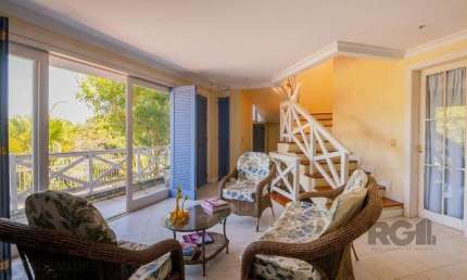 Casa - 4 suítes - 3 vagas - 350 m² - BAIRRO CHÁCARA DAS PEDRAS