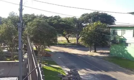 Casa para Venda - 68m², 2 dormitórios, 1 vaga - Belém Novo