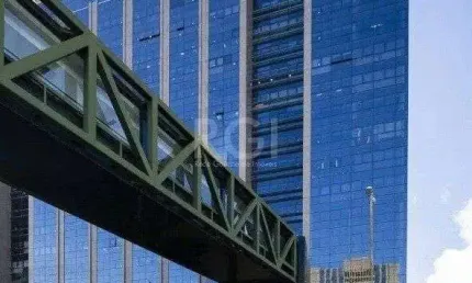 sala comercial no bairro Praia de Belas - andar alto