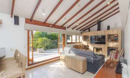 Apartamento GARDEN triplex no Rio Branco com 4 dormitórios e 3 vagas