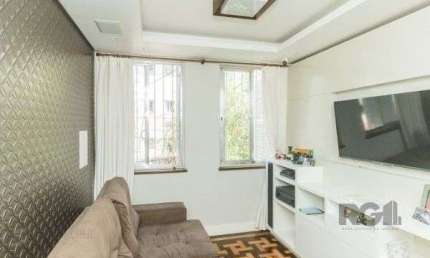 Apartamento com 2 quartos à venda na Rua Tuparaí, 305, Passo da Areia, Porto Alegre