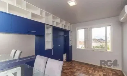Apartamento com 2 quartos à venda na Rua Buarque de Macedo, 809, São Geraldo, Porto Alegre