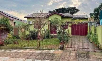 Casa em porto alegre, no bairro ipanema, com 2 dormitório(s), e 2 banheiros, à venda.
