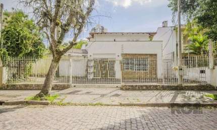 Casa com 4 quartos à venda na Rua Luiz Cosme, 380, Passo da Areia, Porto Alegre