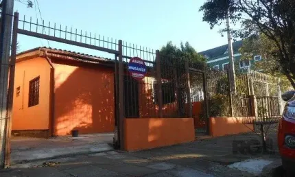 Casa com 3 quartos à venda na Rua Platão, 508, Jardim Itu Sabará, Porto Alegre