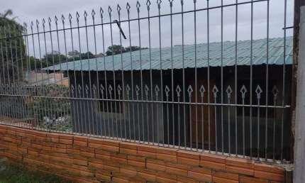 Casa de dois dormitórios localizada no Bairro Nonoai