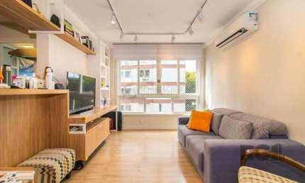 Vende-se belo apartamento a 2 quadras do Parcão, 3 quartos com suíte e vaga coberta - 110m² - Auxiliadora