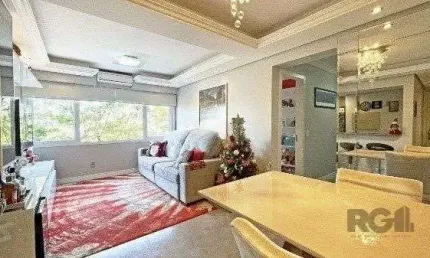 Apartamento de 2 dormitórios, 1 suíte e 1 vaga de garagem coberta e escriturada no bairro floresta