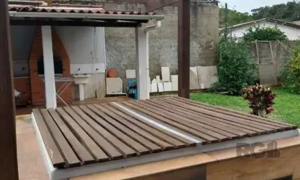 Casa com 2 quartos à venda na Avenida Independência, 481, Flórida, Guaíba