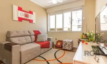 Apartamento 86m² - 3 dormitórios, 2 banheiros, 1 vaga no bairro petrópolis