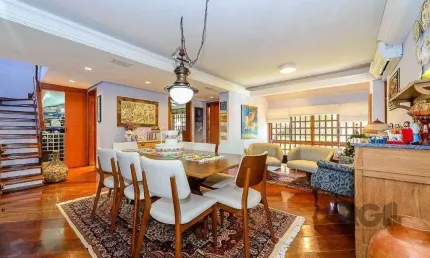 Casa em Condomínio à venda com 4 quartos 319 m² Rua Manoel Leao, Pedra Redonda, Porto Alegre