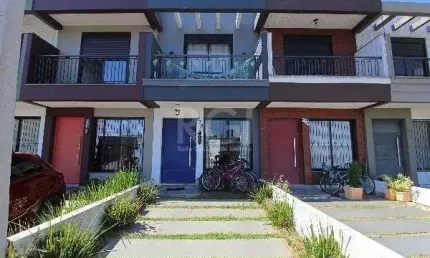 Casa em porto alegre, no bairro hípica, com 2 dormitório(s), à venda.