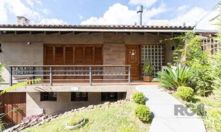 Casa com 3 quartos à venda na Rua Eurico Lara, 336, Medianeira, Porto Alegre