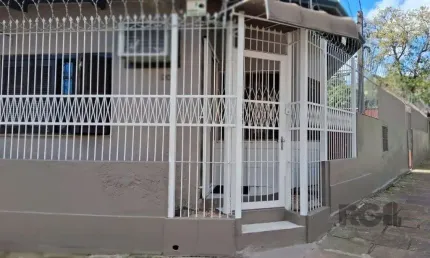 Casa com 1 quarto à venda na Rua Dom João VI, 267, Medianeira, Porto Alegre