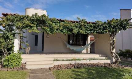 Casa com 4 quartos à venda na Rua Inambuí, 486, Atlântida, Xangri-Lá