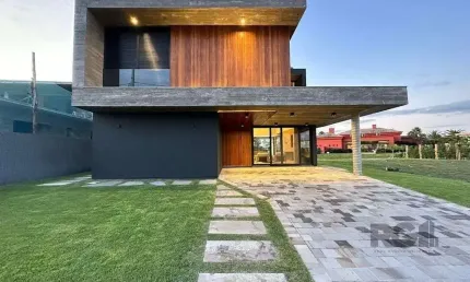Casa em condomínio fechado com 6 quartos à venda na Avenida Paraguassu, 76, Atlântida, Xangri-Lá