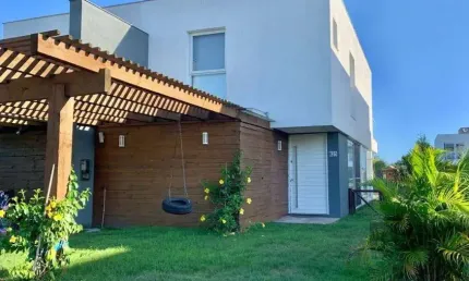 Casa em condomínio fechado com 3 quartos à venda na Rua Jaçanã, 1185, Centro, Xangri-Lá