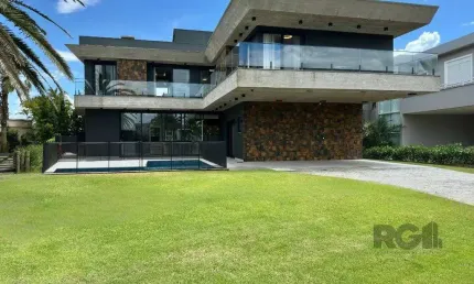 Casa em condomínio fechado com 4 quartos à venda na Avenida Paraguassu, 119, Centro, Xangri-Lá