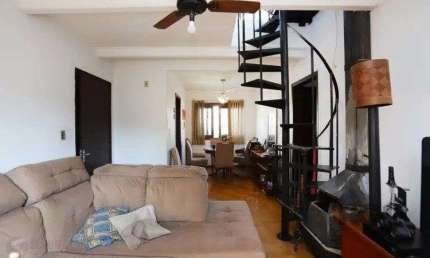 Vende-se ampla cobertura 3 quartos com vaga, lareira e churrasqueira - 175m² - Auxiliadora