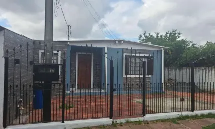 Casa 3 dormitórios, vaga de garagem, Bairro Granja Esperança
