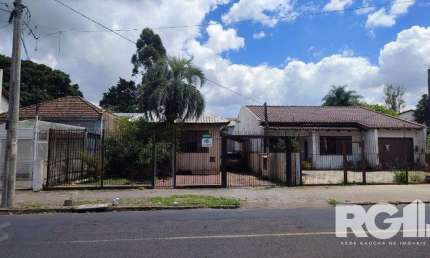 Casa com 3 quartos à venda na Rua Zeferino Dias, 325, Sarandi, Porto Alegre