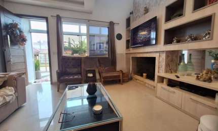 Casa na praia Xangri-la c 222m2 privados , 3 dormit, 2 Suites semi mobiliada c piscina. aceita imóvel como parte do pagamento em Porto Alegre