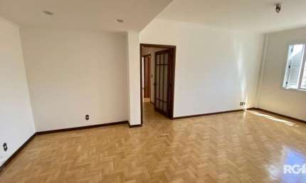 APARTAMENTO 3 DORMITÓRIOS WC AUXILIAR. CÓD. RP389992