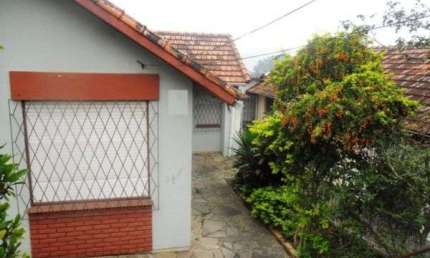 Casa com 3 quartos à venda na Rua Professor Abílio Azambuja, 139, Jardim do Salso, Porto Alegre