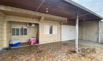 Casa com 2 quartos à venda na Avenida Ignês E. Fagundes, 575, Restinga, Porto Alegre