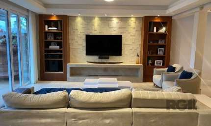 Casa para Comprar com vista deslumbrante no Chácara das Pedras!