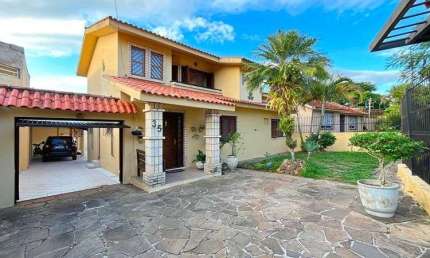 Casa com 3 quartos à venda na Acesso dos Gerânios, 105, Santa Tereza, Porto Alegre