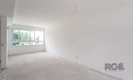 Apartamento de 2 dormitórios e 2 vagas NOVO desocupado